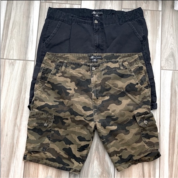 BKC Other - Black and Green Cargo Shorts with Relaxed Fit
